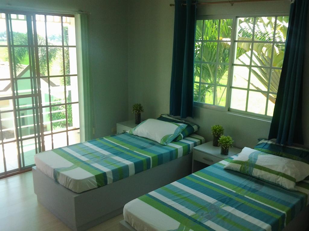 Sir Nico Guesthouse And Resort Plaridel  Kamer foto